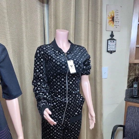 Black Patterned Women's Pants - Picture 4 of 7